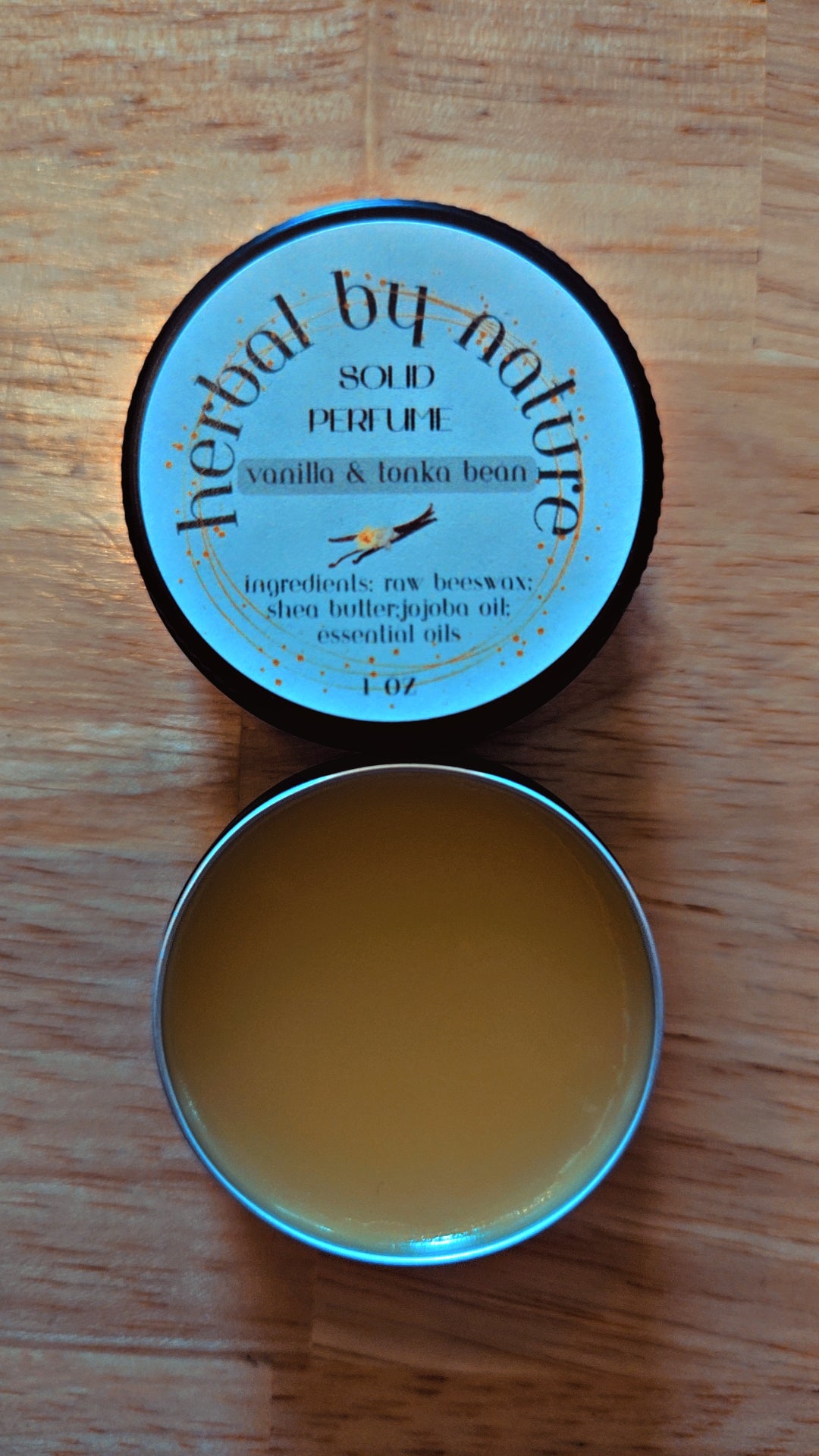Solid perfume with essential oils