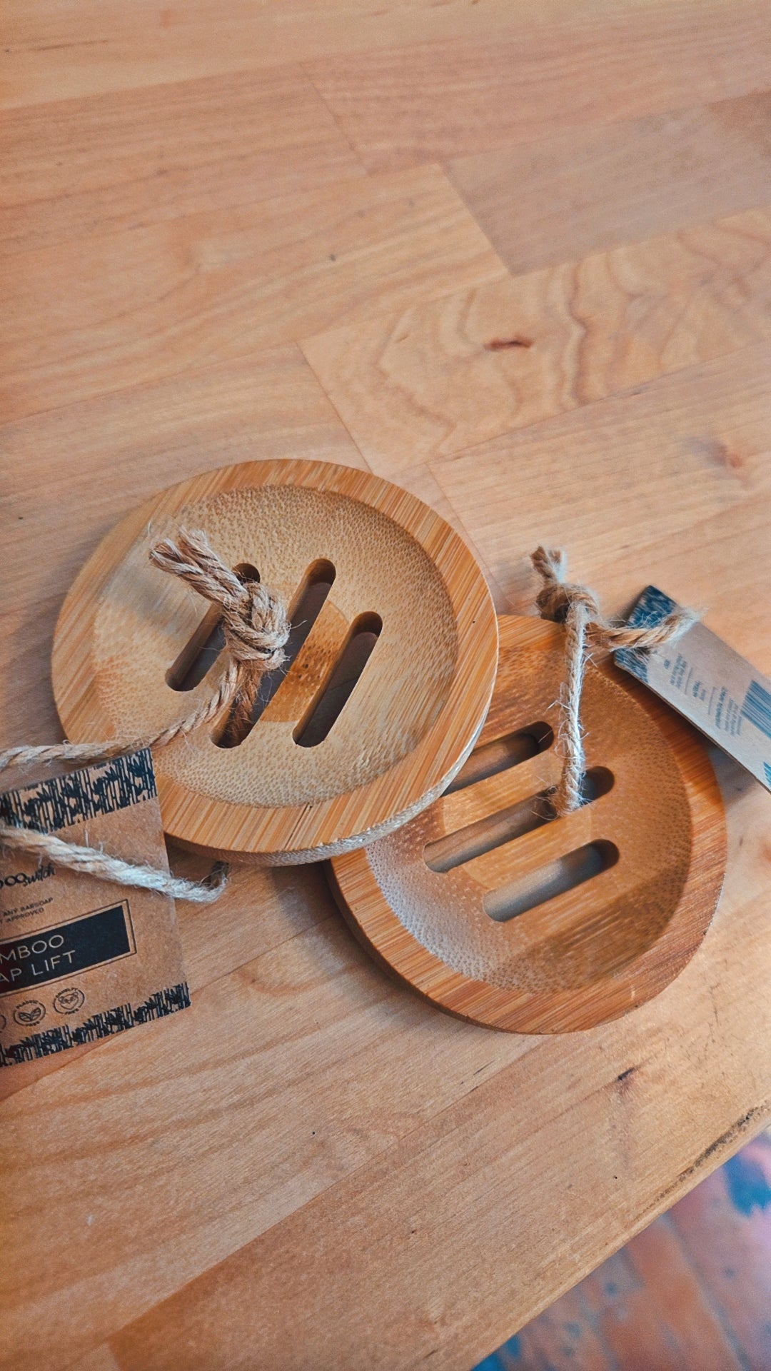 Bamboo round soap/stramer lift